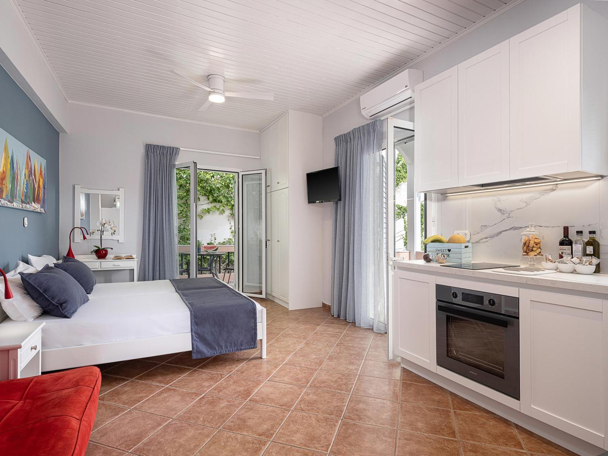 Elena Seafront Luxury Apartments Almyrida  Exterior photo