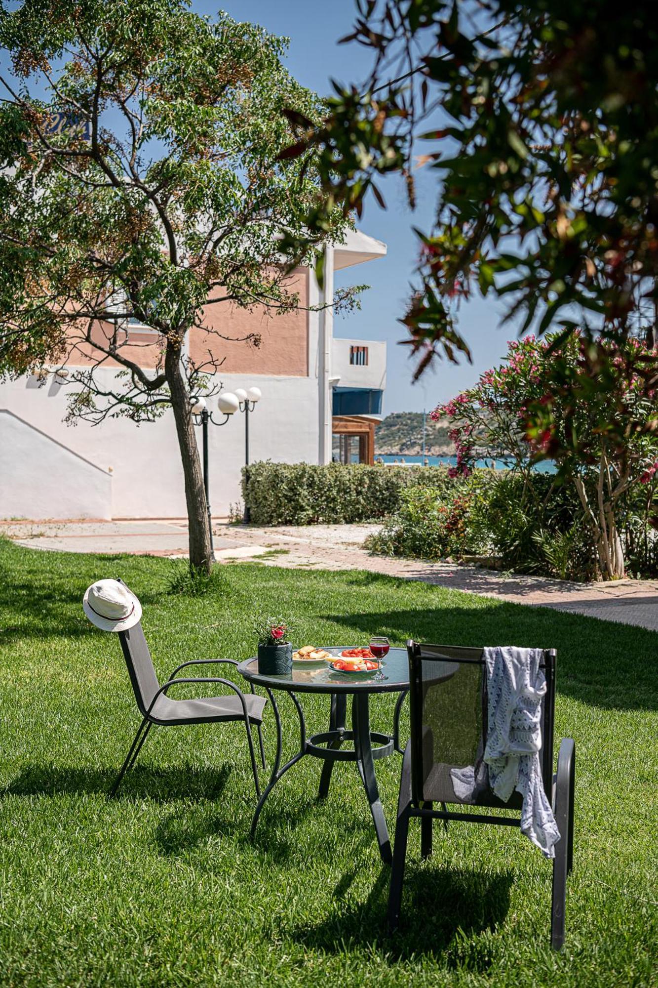 Elena Seafront Luxury Apartments Almyrida  Exterior photo